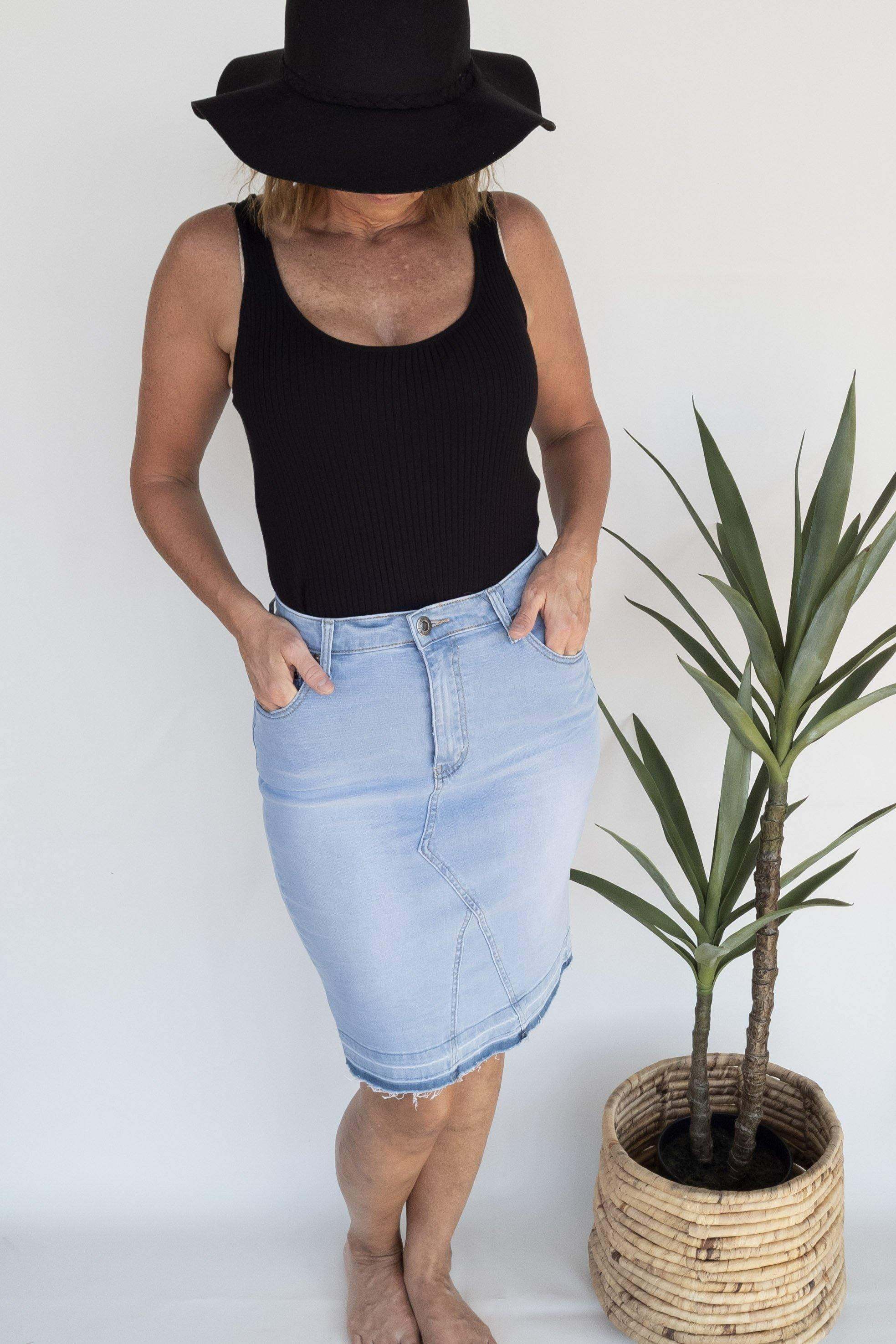 Denim skirt zippay hotsell